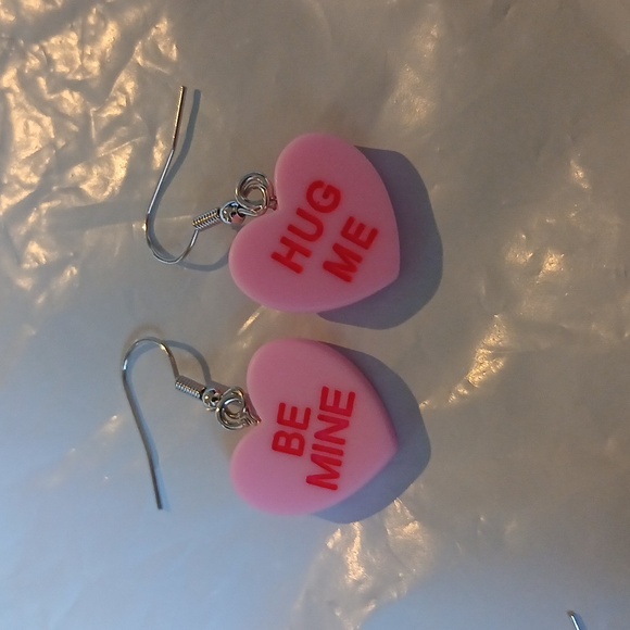 Valentine'S Day Resin Heart Earrings - Picture 5 of 6